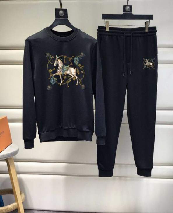 Picture of Hermes Sweater Suits _SKUHermesm-5xlkdt0840464